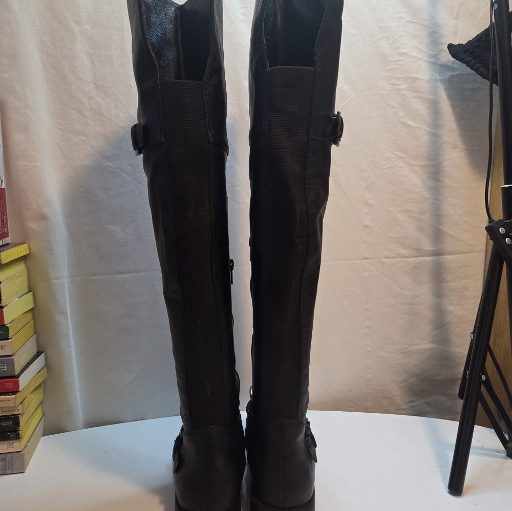 Elegant Dark Brown Knee-High Boots Size 7 - Picture 4 of 7